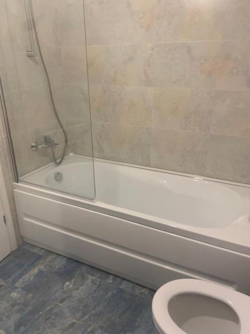 Regie Sunset Apartment بوخارست المظهر الخارجي الصورة
